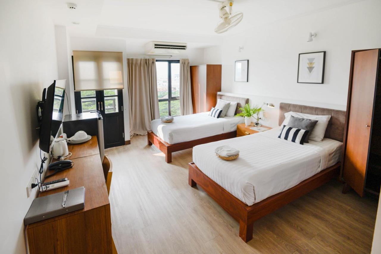The Corner Lodge - Sha Extra Plus Pattaya Habitación foto